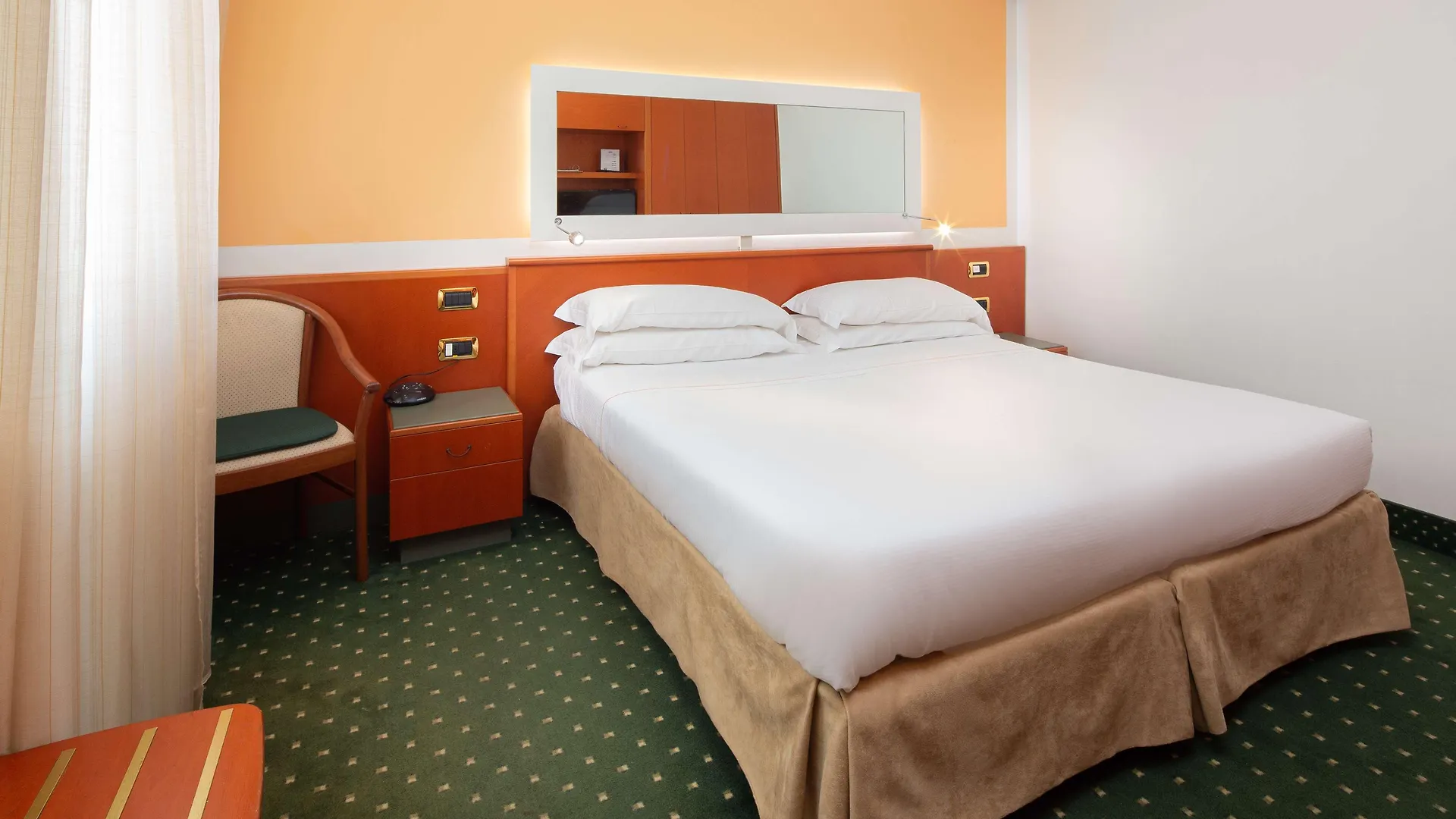 Jet Hotel, Sure Hotel Collection By Best Western Gallarate Italy