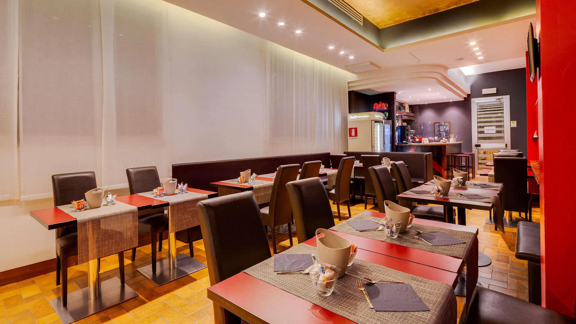 Jet Hotel, Sure Hotel Collection By Best Western Gallarate 4*,