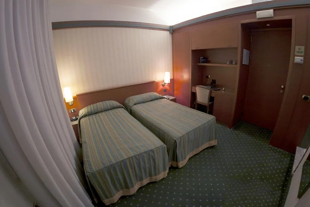 Jet Hotel, Sure Hotel Collection By Best Western Gallarate 4*,  Italie