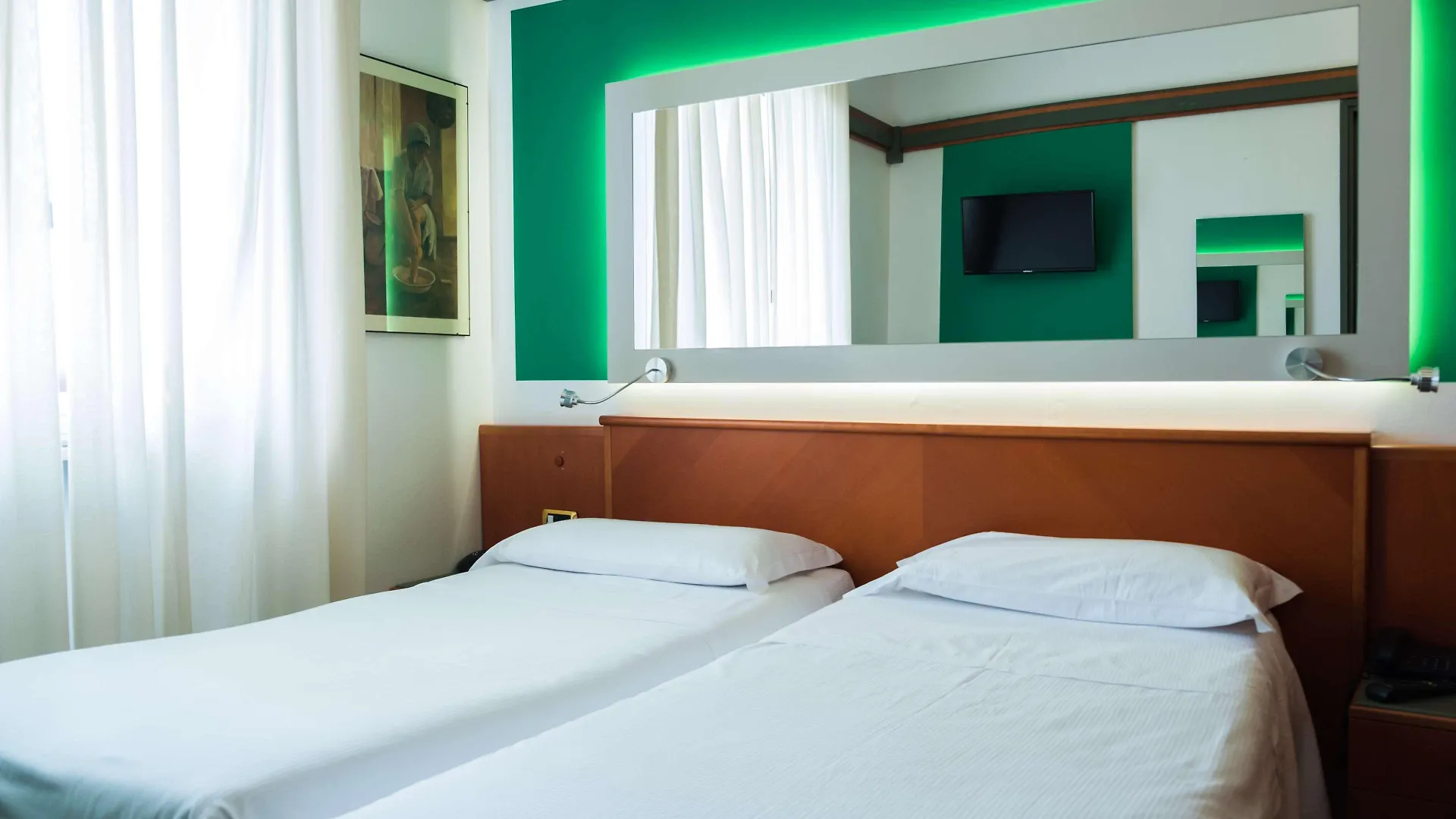 ****  Jet Hotel, Sure Hotel Collection By Best Western Gallarate Italia
