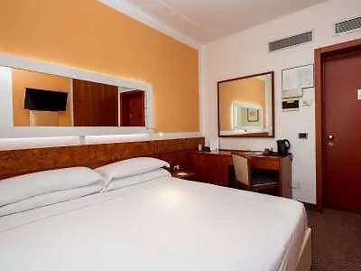 ****  Jet Hotel, Sure Hotel Collection By Best Western Gallarate Italy