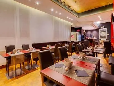 Jet Hotel, Sure Hotel Collection By Best Western Gallarate 4*,  Italia